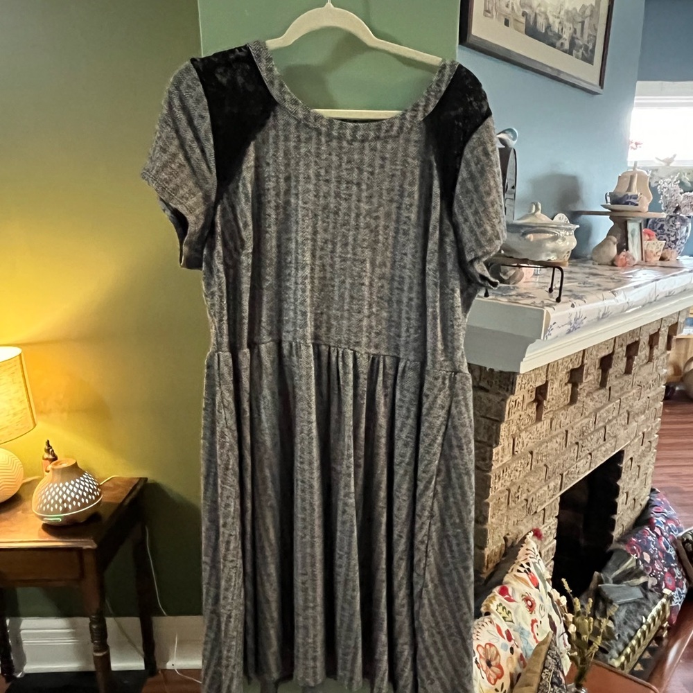 Torrid size 2 dress
